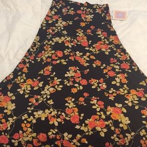 NWT LuLaRoe Maxi Skirt - size small